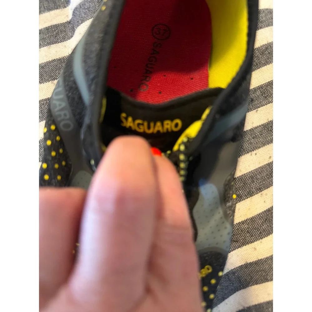 Saguaro Barefoot Shoes Black Yellow Minimalist Trail Runners Water Shoes EU 37